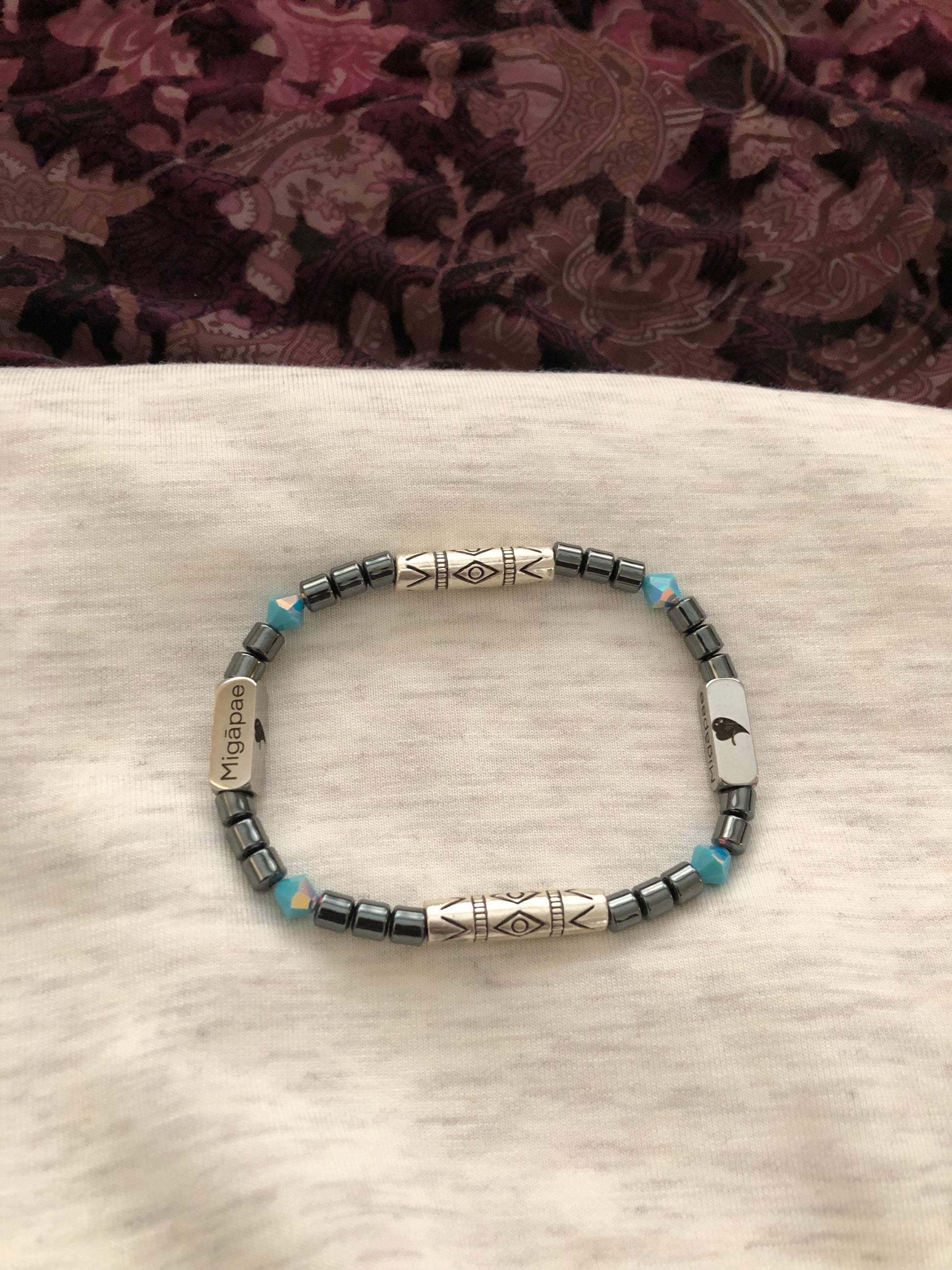 Unisex hematite Migāpae bracelet